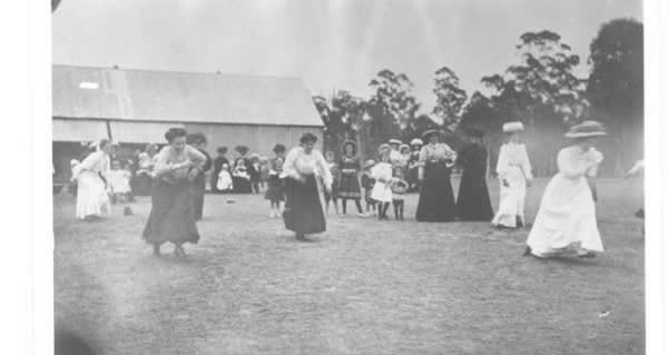 Games day at Fairfield Public School 1910
